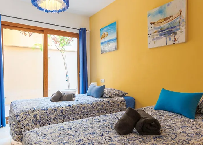 Apartamento With Pool, Luxury Scape In