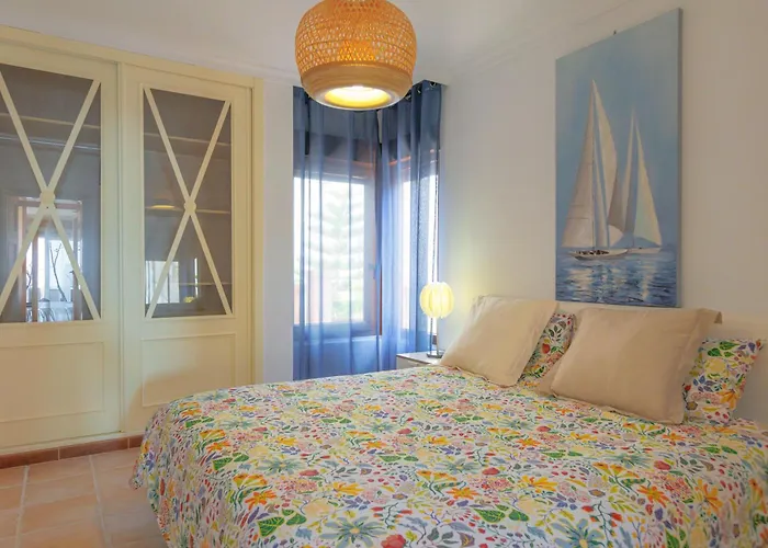 With Pool, Luxury Scape In *