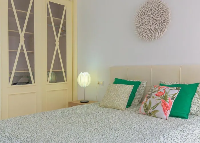 With Pool, Luxury Scape In Apartamento