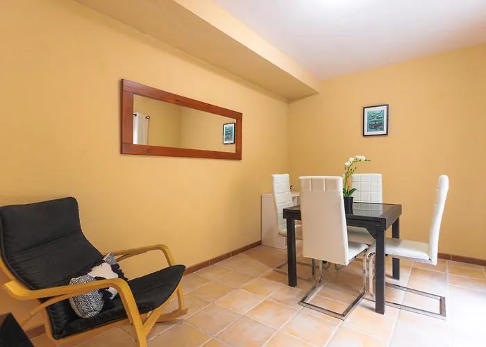 Apartamento With Pool, Luxury Scape In