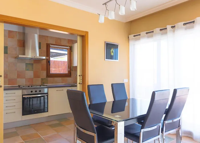 Apartamento With Pool, Luxury Scape In *