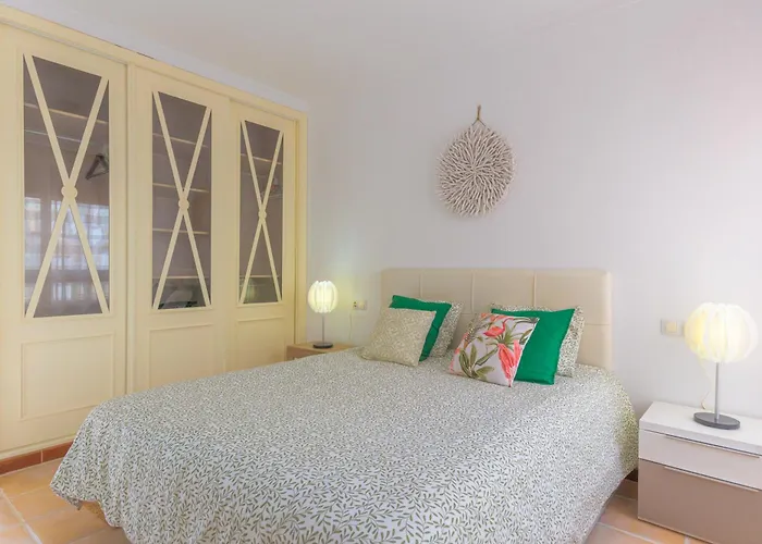 Apartamento With Pool, Luxury Scape In