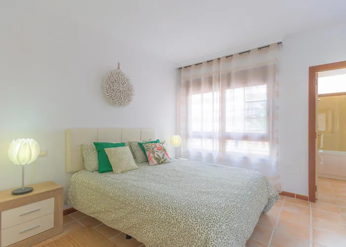 With Pool, Luxury Scape In *